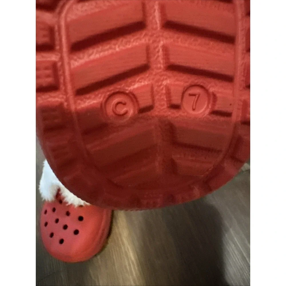 Crocs Toddler Classic Santa Belt Fur Lined‎ Clog Red / White Size Child 7C